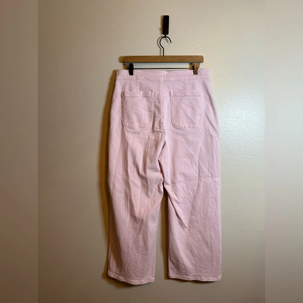 Ann Taylor Sculpting Pocket‎ High Rise Sailor Crop Jeans